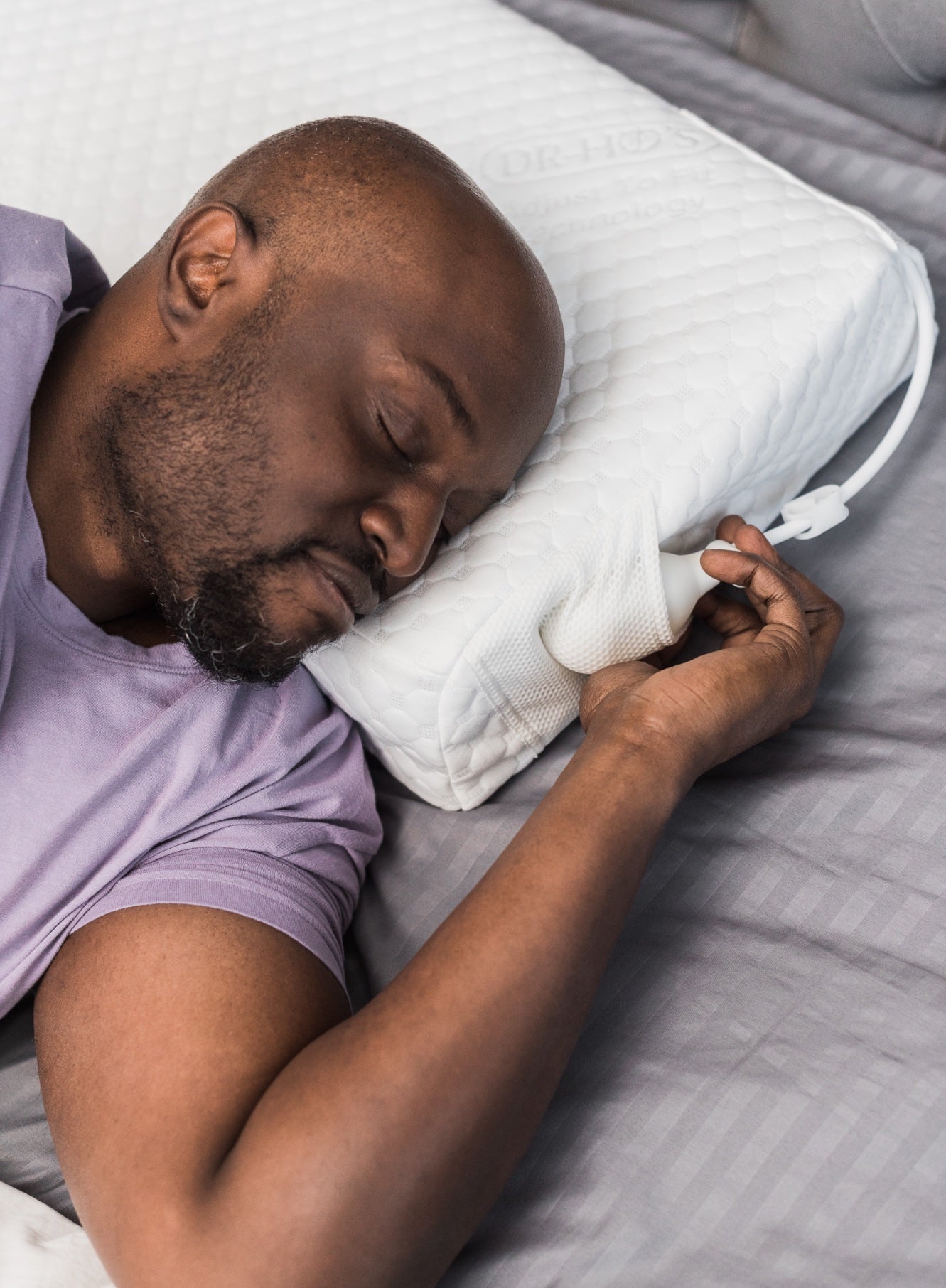 Pillow to help clearance sleep on your back